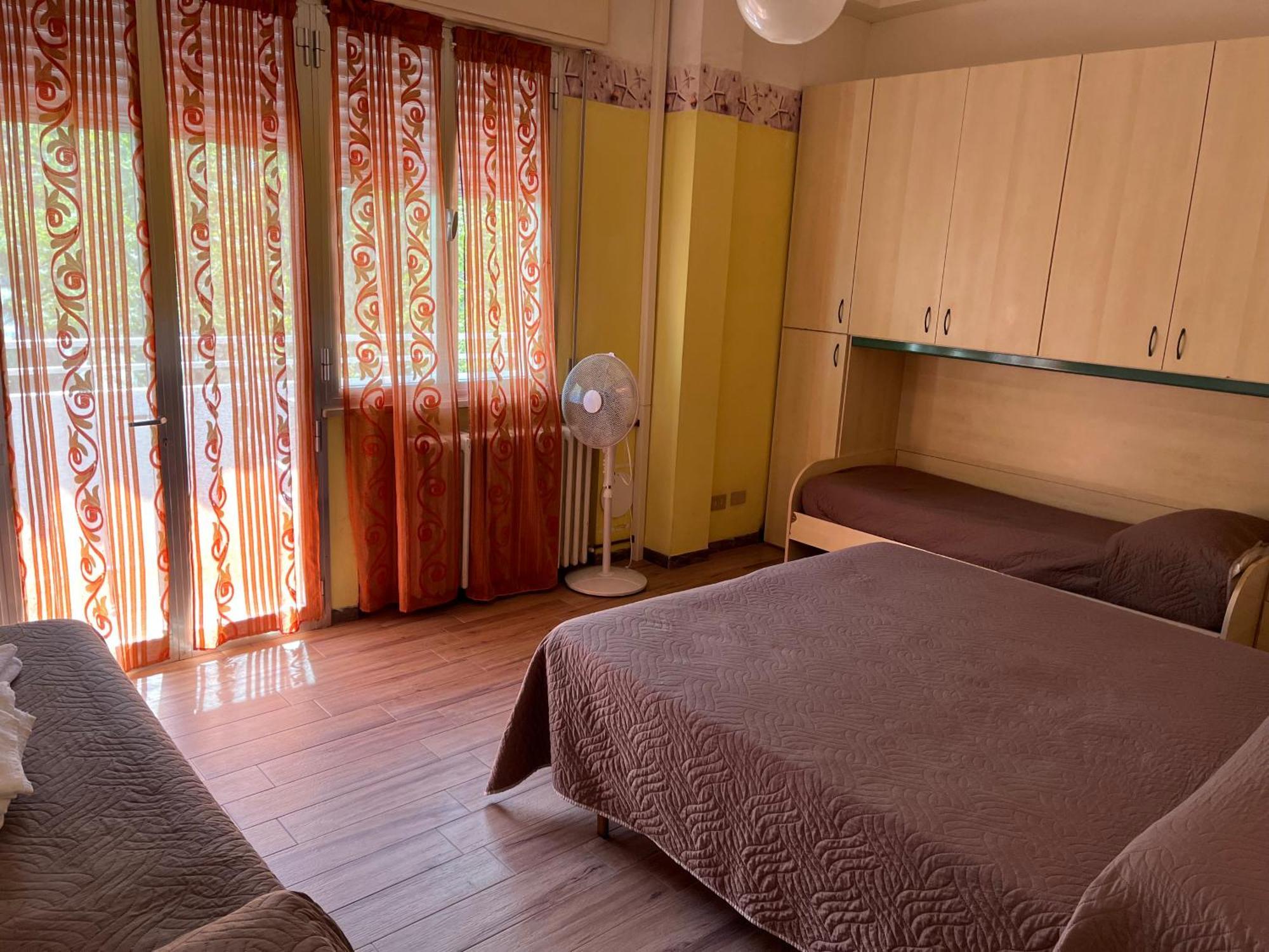 Hotel Wega بيلاريا-إيجيا مارينا المظهر الخارجي الصورة
