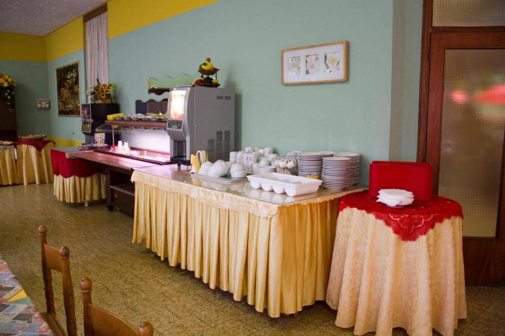 Hotel Wega بيلاريا-إيجيا مارينا المظهر الخارجي الصورة